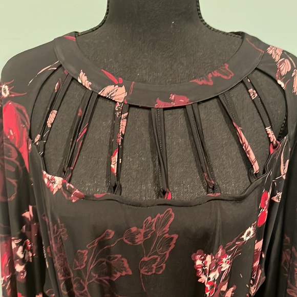 NEW WITH TAGS Maurices floral  Shift dress - Picture 5 of 5